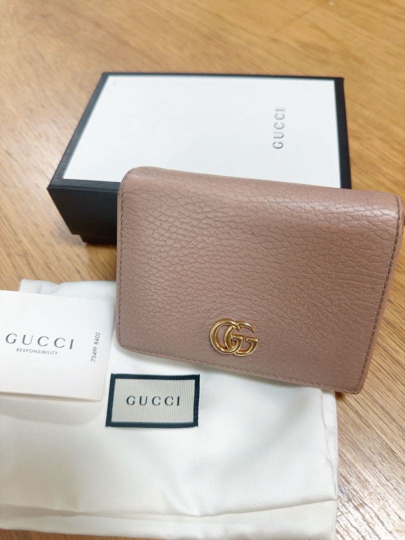GUCCI マーモント 2つ折財布