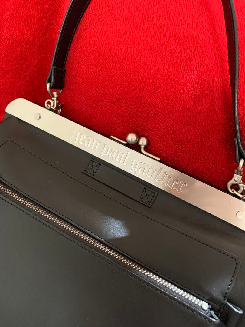 瑠衣　Jean Paul Gaultier 廃盤美品がま口バッグブラック