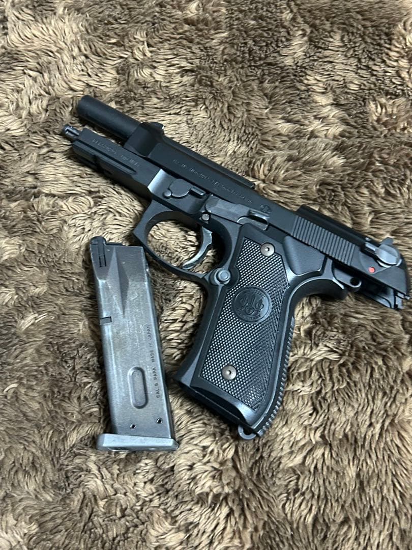 東京マルイ ガスブローバック M9A1 ベレッタ