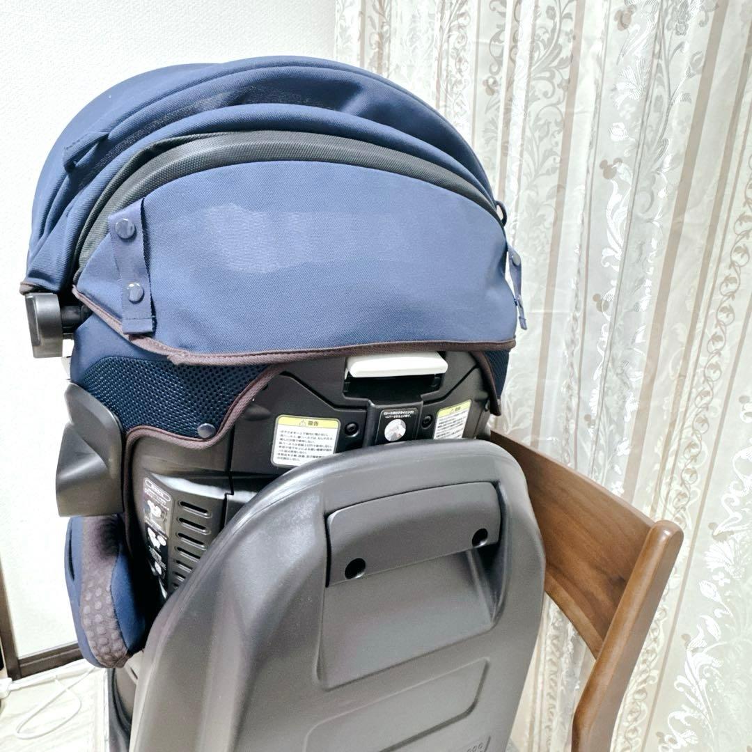 【美品】ISOFIX アップリカ チャイルドシート フラディアグロウ ネイビー