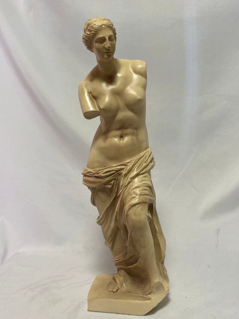 1923❣️ ルーブル美術館の至宝　ミロのヴィーナス像