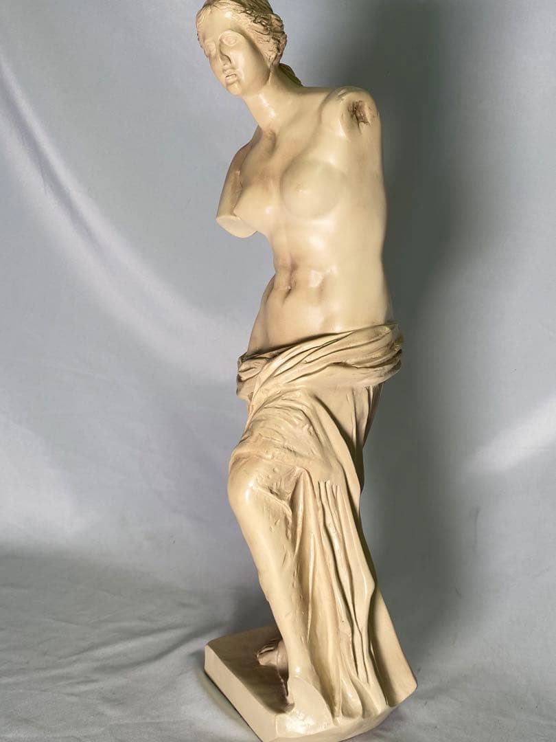 1923❣️ ルーブル美術館の至宝　ミロのヴィーナス像