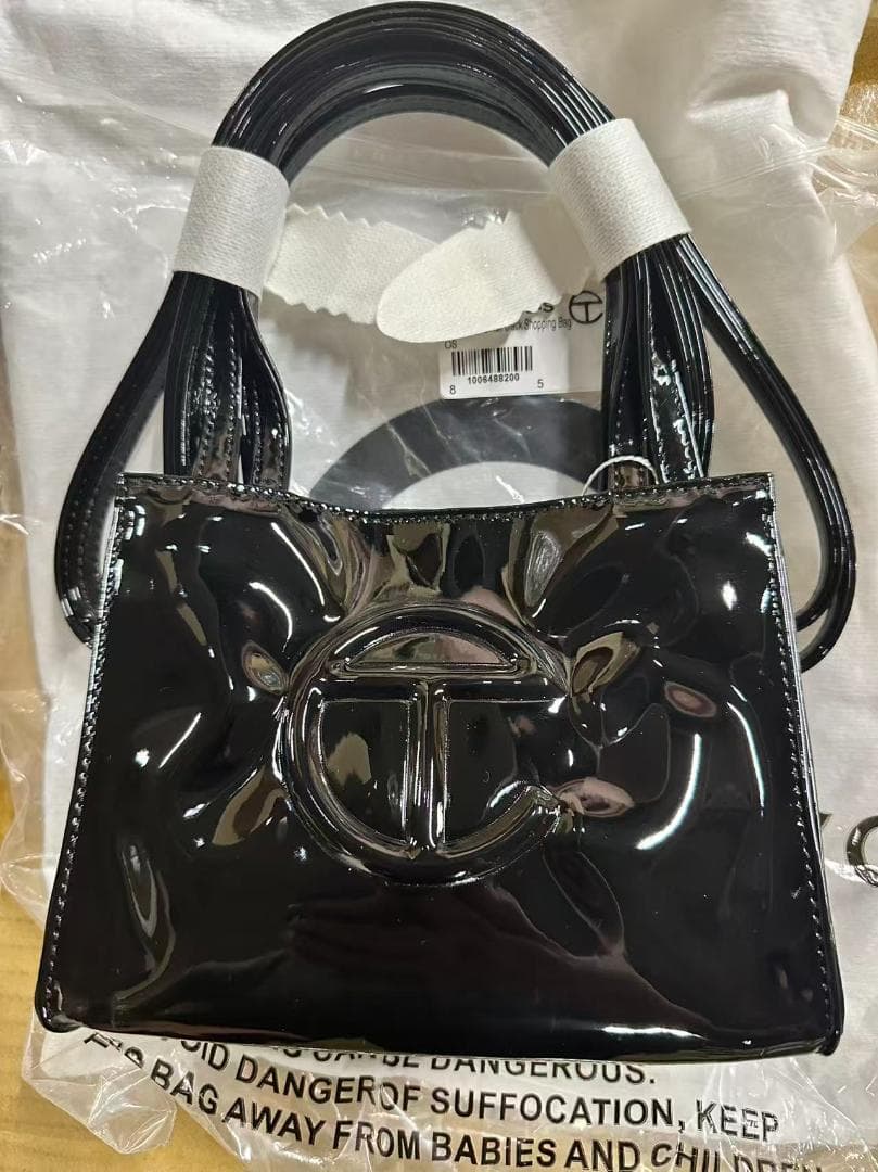 TELFARブラックパテントレザーショルダーバッグ*