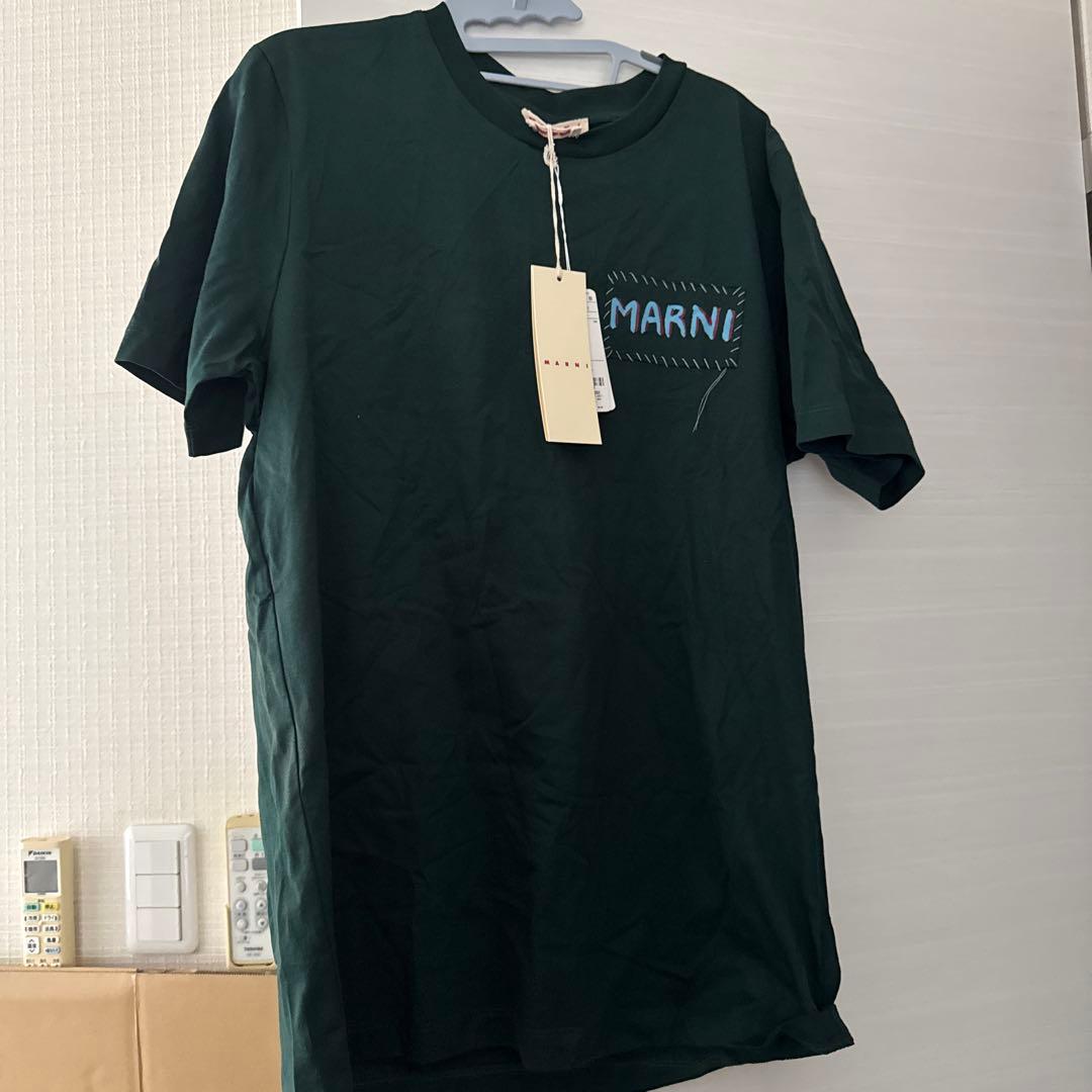 トップス marni
