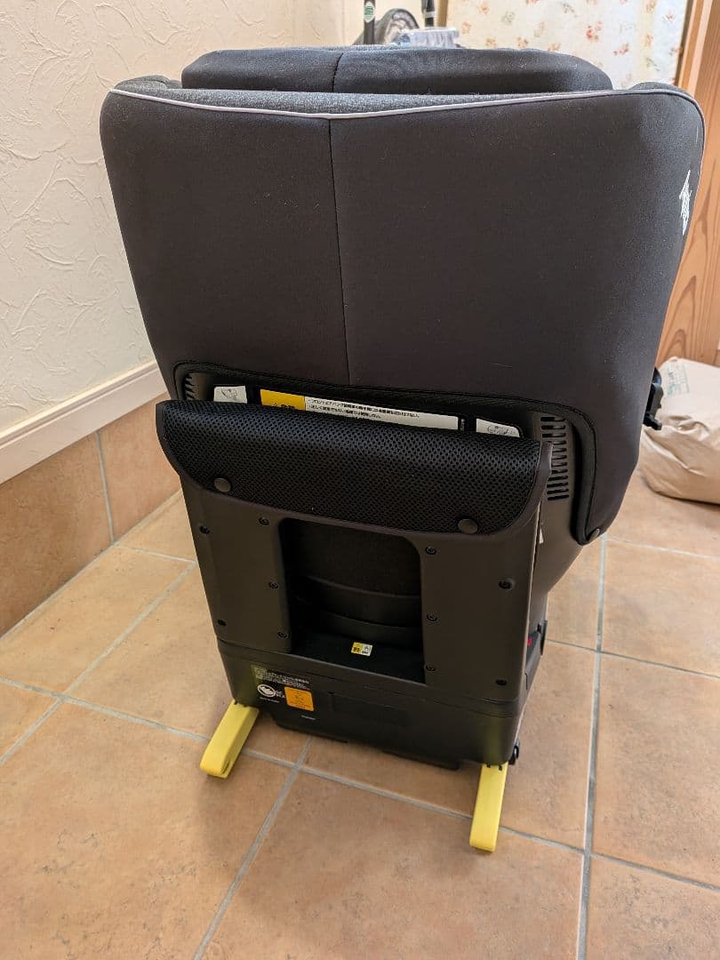 チャイルドシート　アップリカ　Aprica クルリラライト