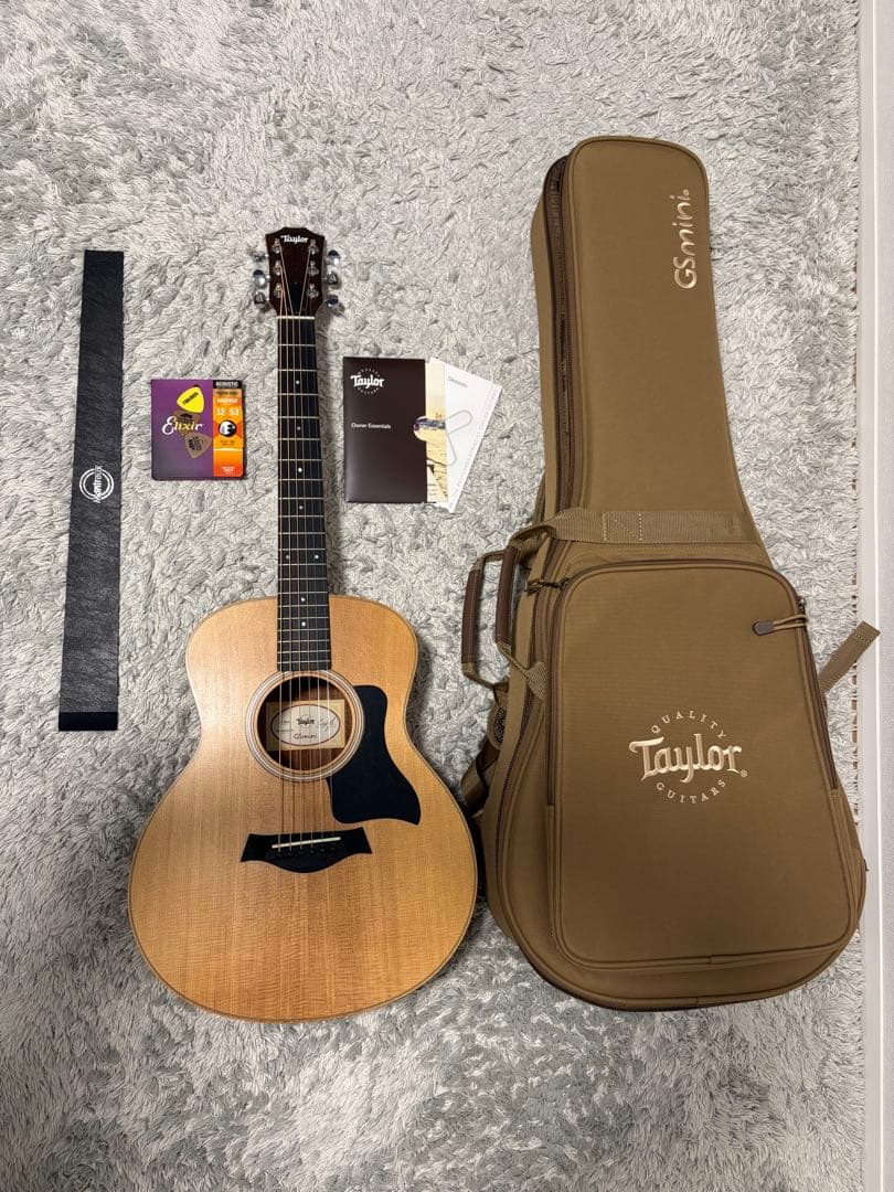 Taylor GS Mini Sapele アコギ　ミニアコギ