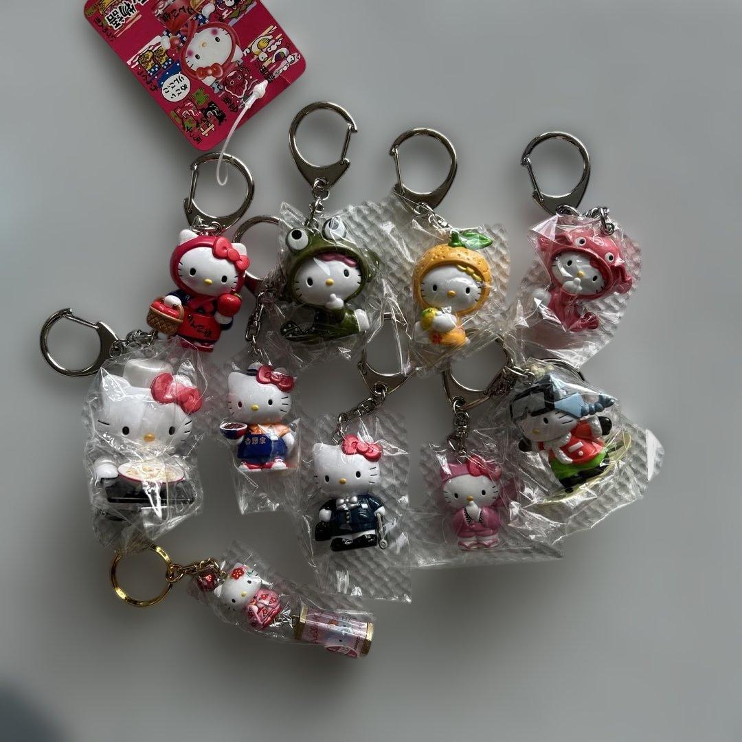 ご当地限定！レア！希少！ハローキティ キーホルダー10個セット