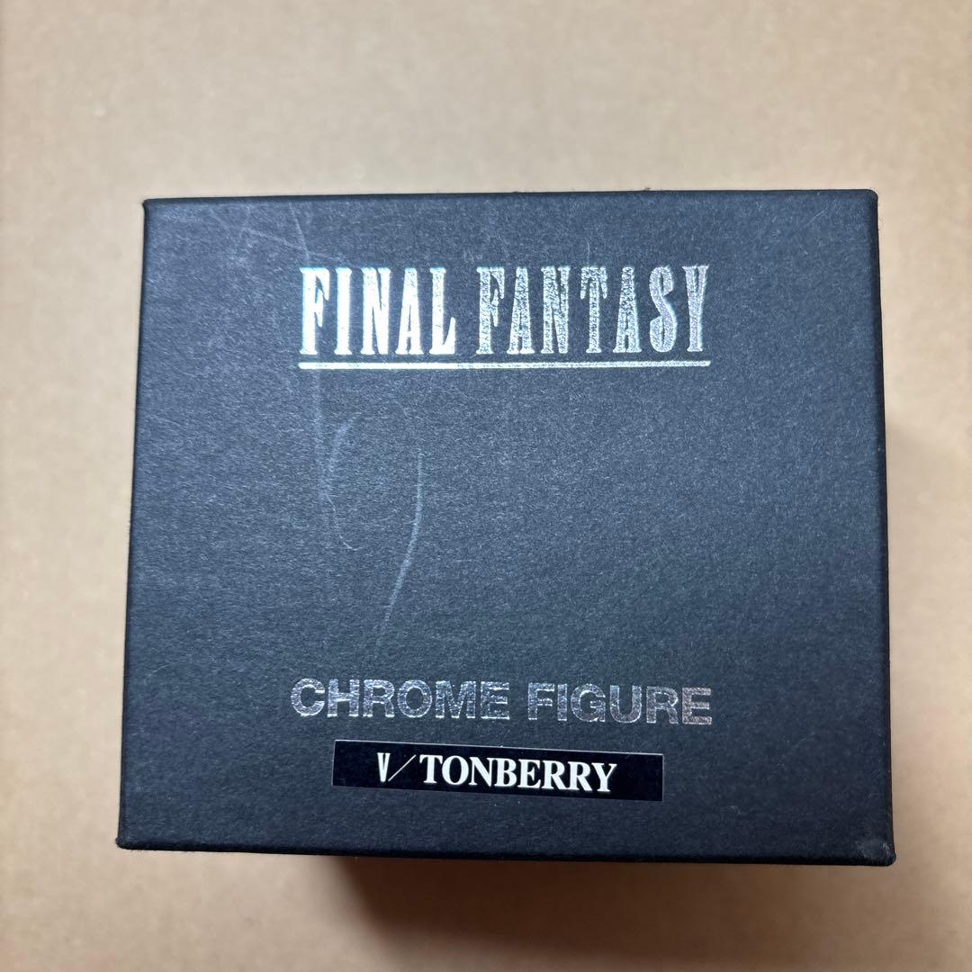 ファイナルファンタジー　クロムフィギュア2体