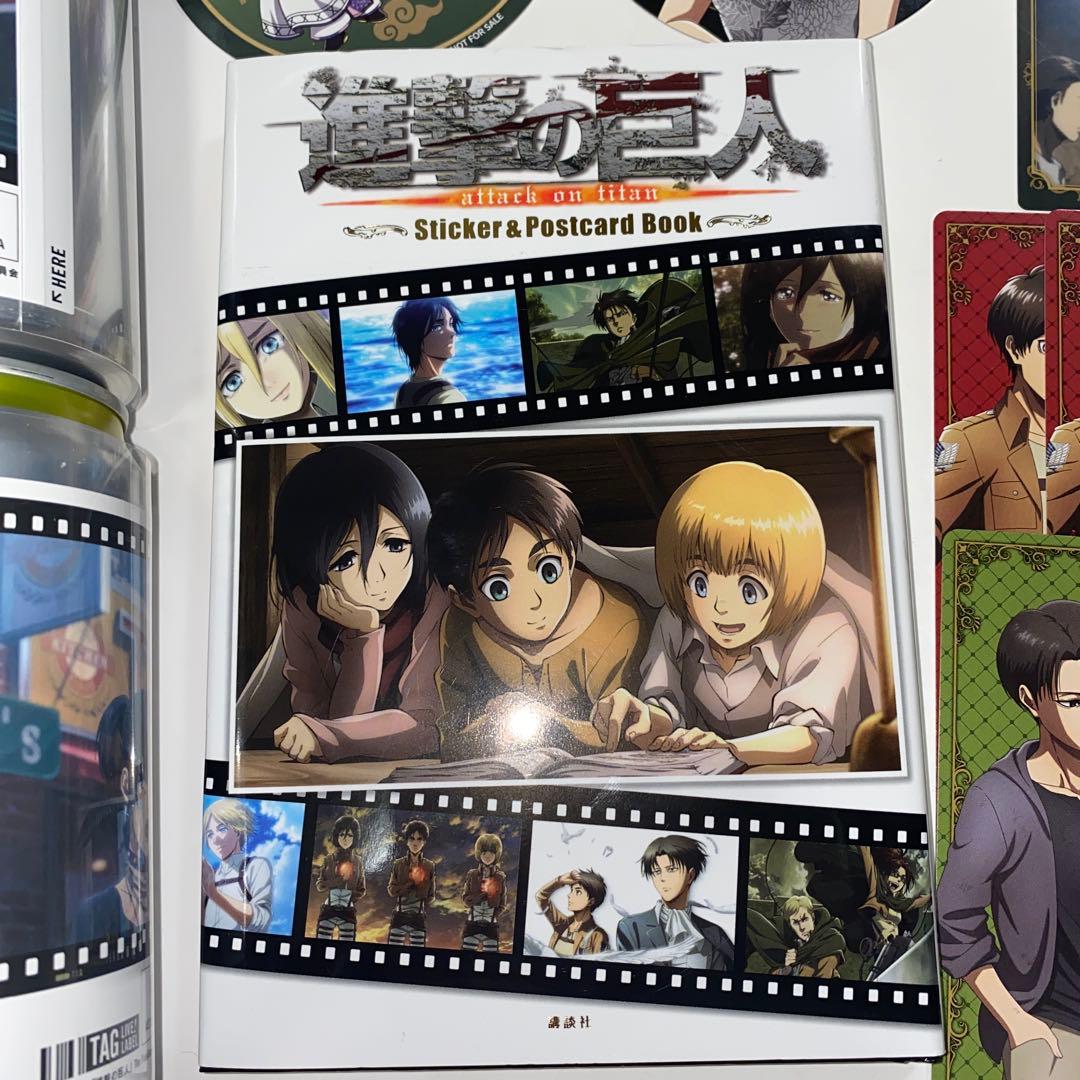 進撃の巨人　ステッカー&ポストカードブック　サントリー　オリジナルラベル缶　紙類
