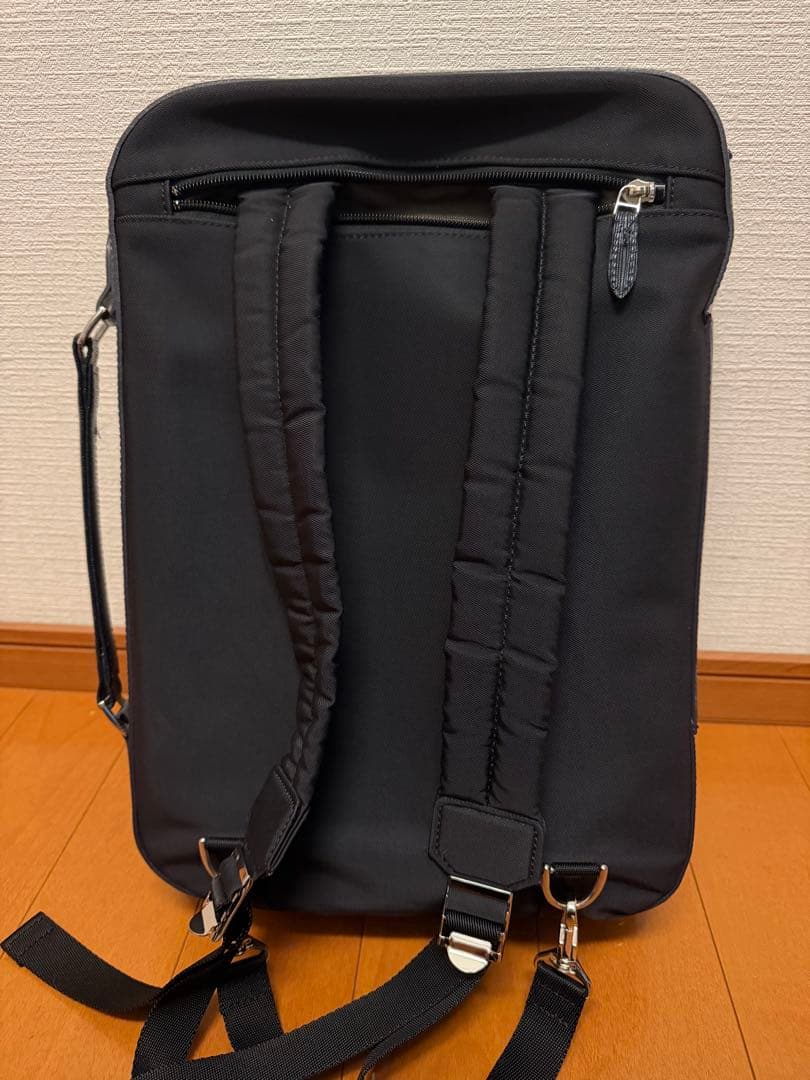 ペッレモルビダ　ネイビー　ビジネスバッグ　キャピターノ