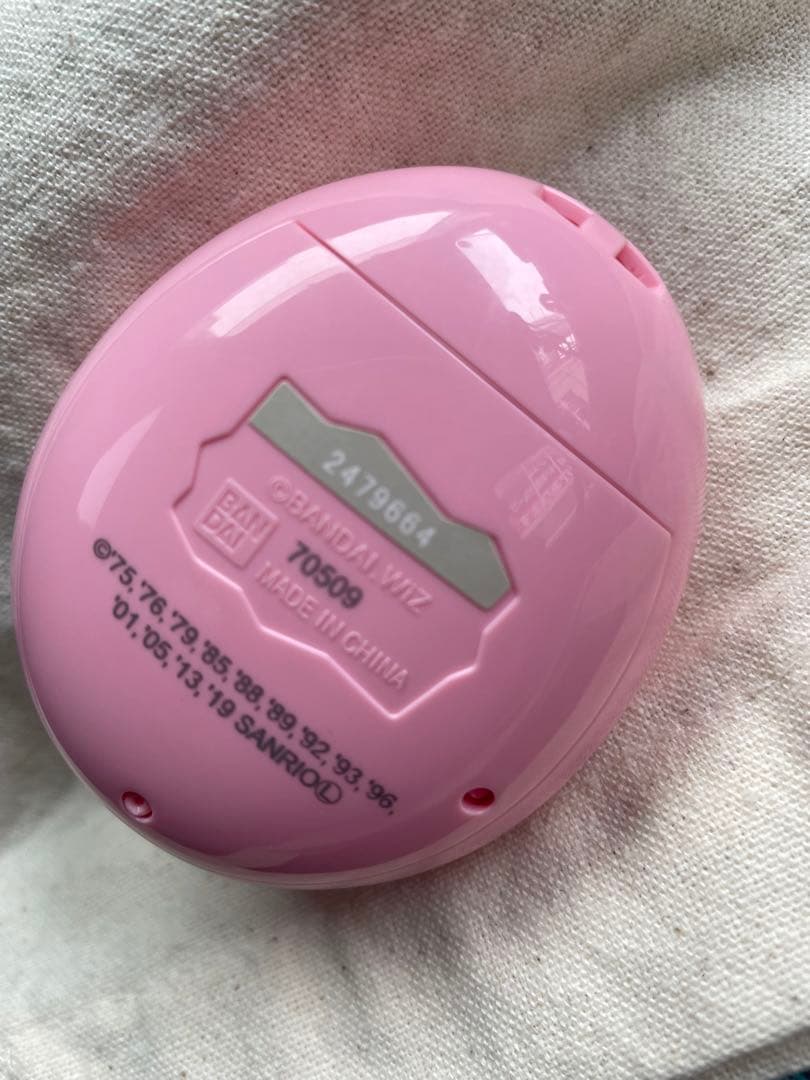 クリスマス値下中　美品 Tamagotchi Meets Sanrio ピンク