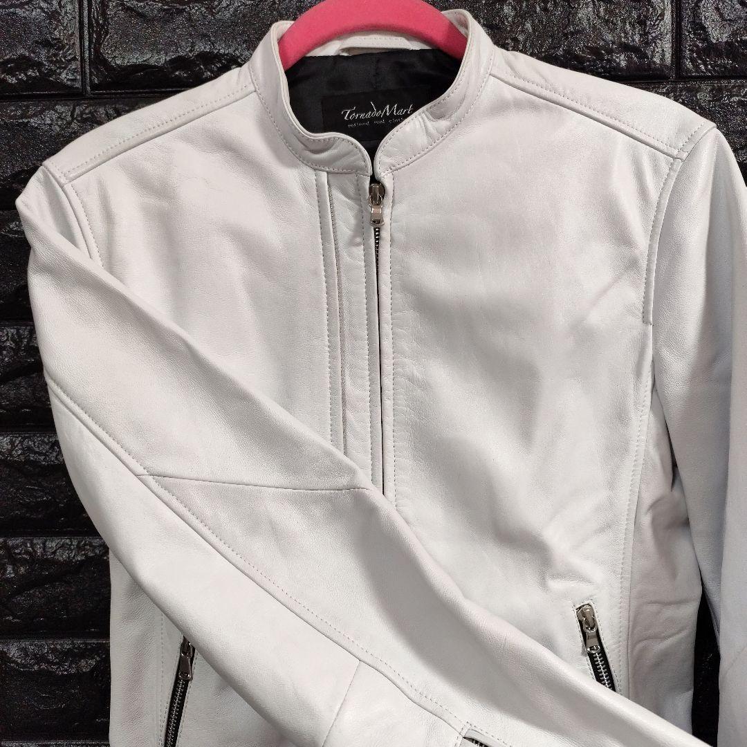 未使用に近い　トルネードマート　純白の ラムレザーシングルライダースジャケット