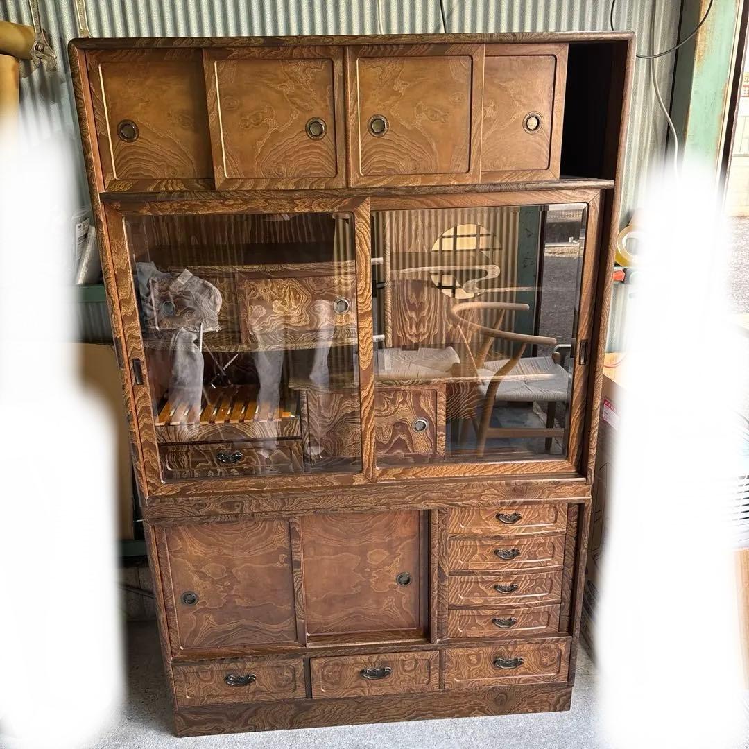 木製ダークブラウン箪笥 ガラス扉付き　和ダンス　チェスト