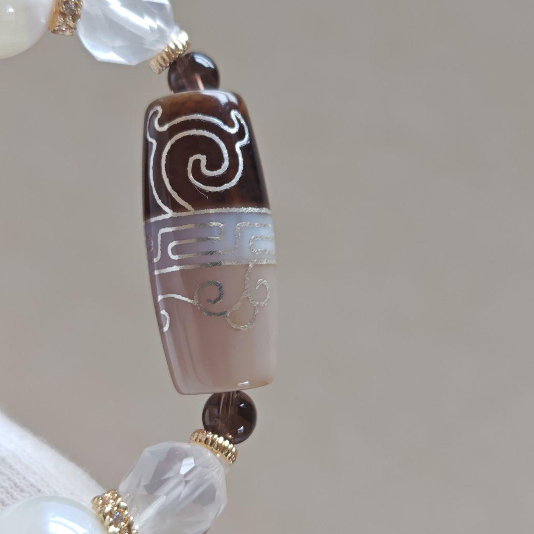 銀線水蓮花回紋緑度母天珠　スノーガーデン　ムーンクオーツ