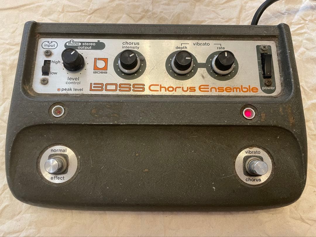 【夏休み１０%OFF】BOSS CE-1 ヴィンテージ　ギターエフェクター