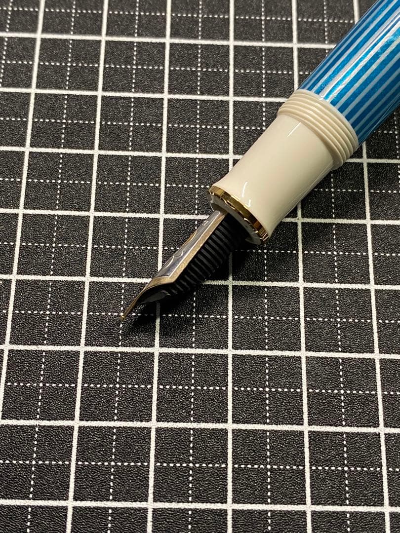 筆記具 Pelikan Souveran M600 Turquoise-white