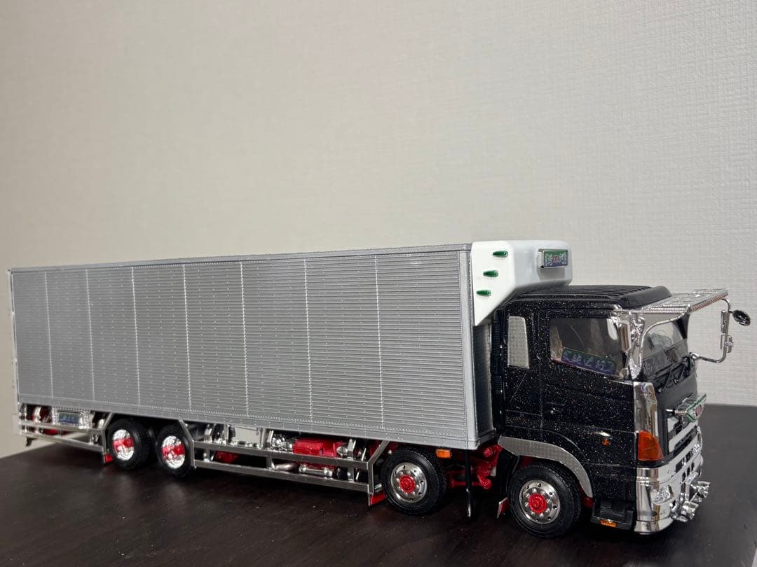 1/32 アオシマデコトラ　ヘビーフレイト　日野プロフィア　完成品