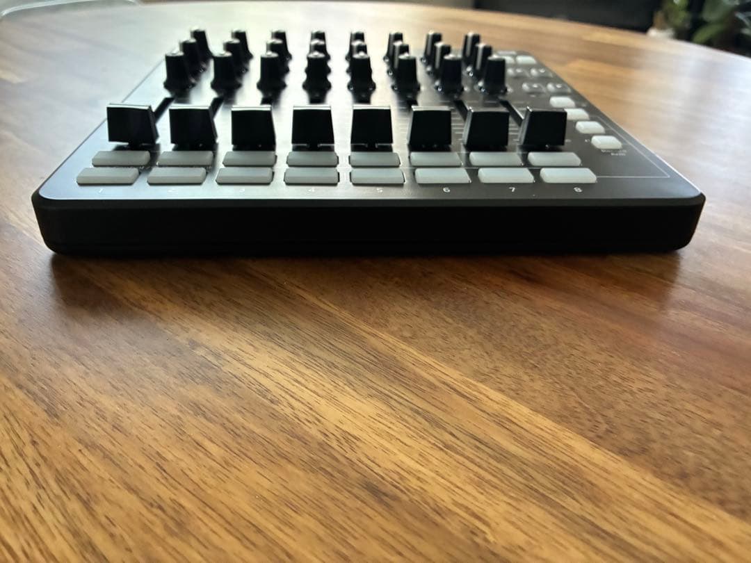 DTM・DAW Novation - Launch Control XL