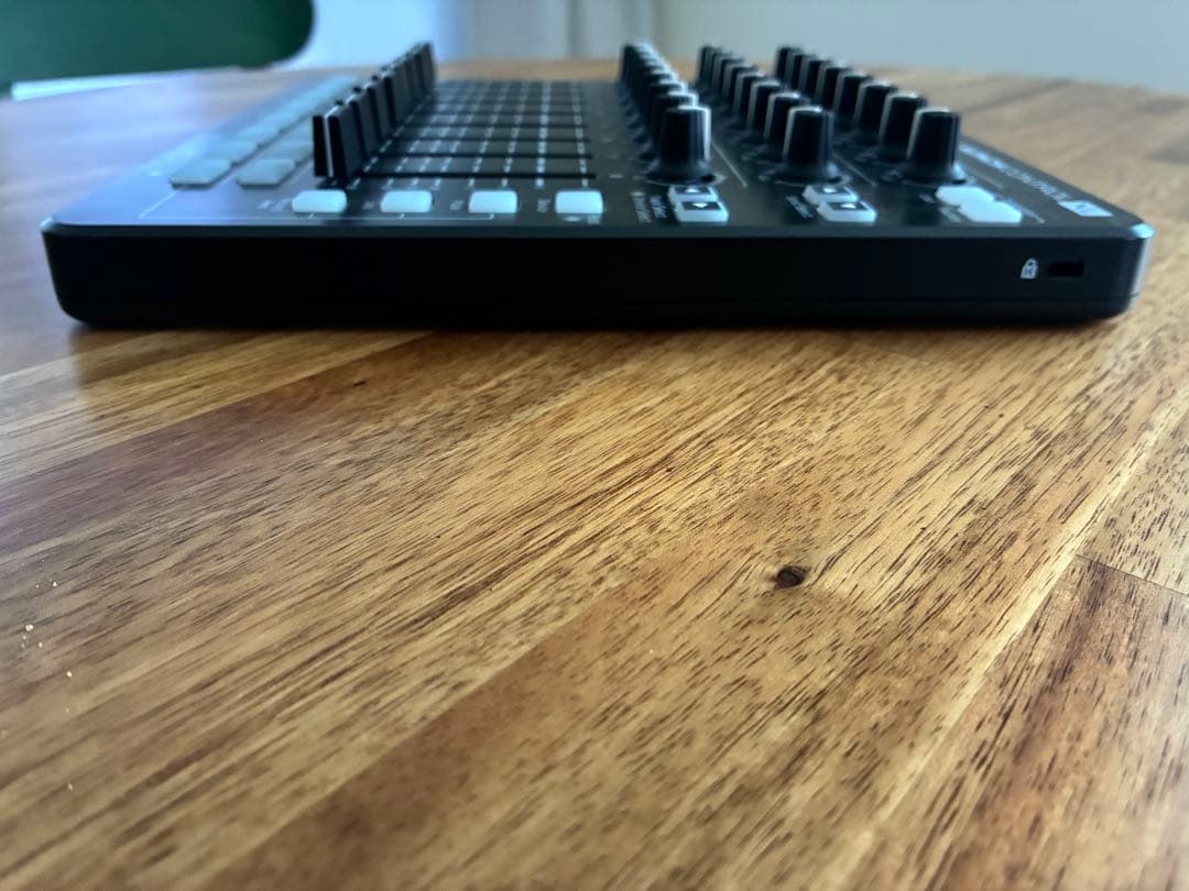 DTM・DAW Novation - Launch Control XL