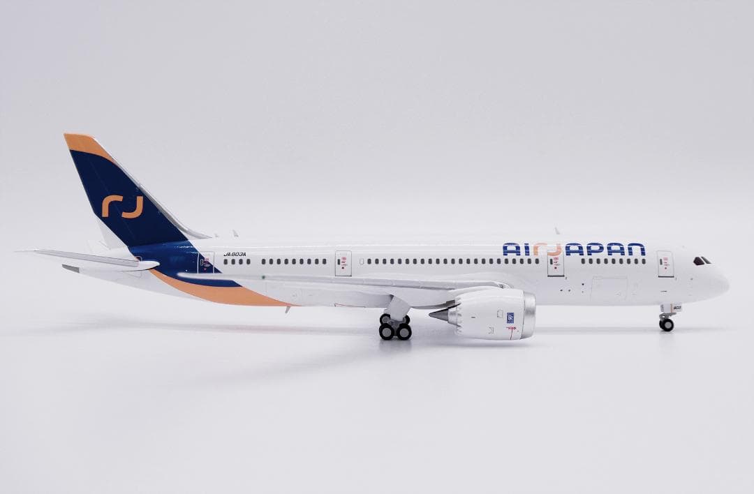 エアジャパン 787-8 JA803A 1/400