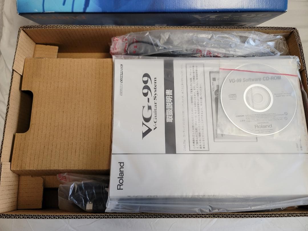 ROLAND VG-99 未使用品 ギターシンセ