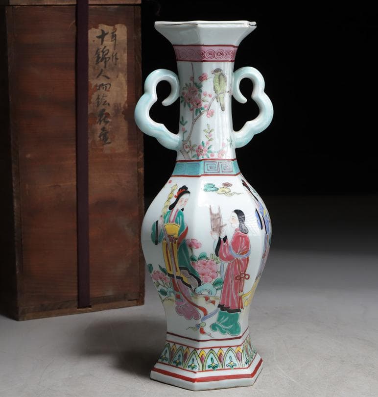 中国美術 景德鎮 花瓶 花器 花入 大清乾隆年製 六角 双耳 合箱 骨董品