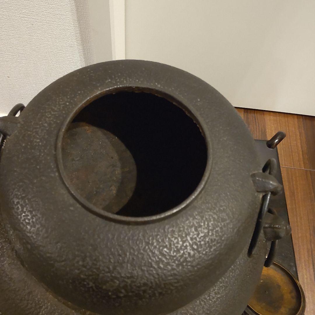 茶釜 台付き