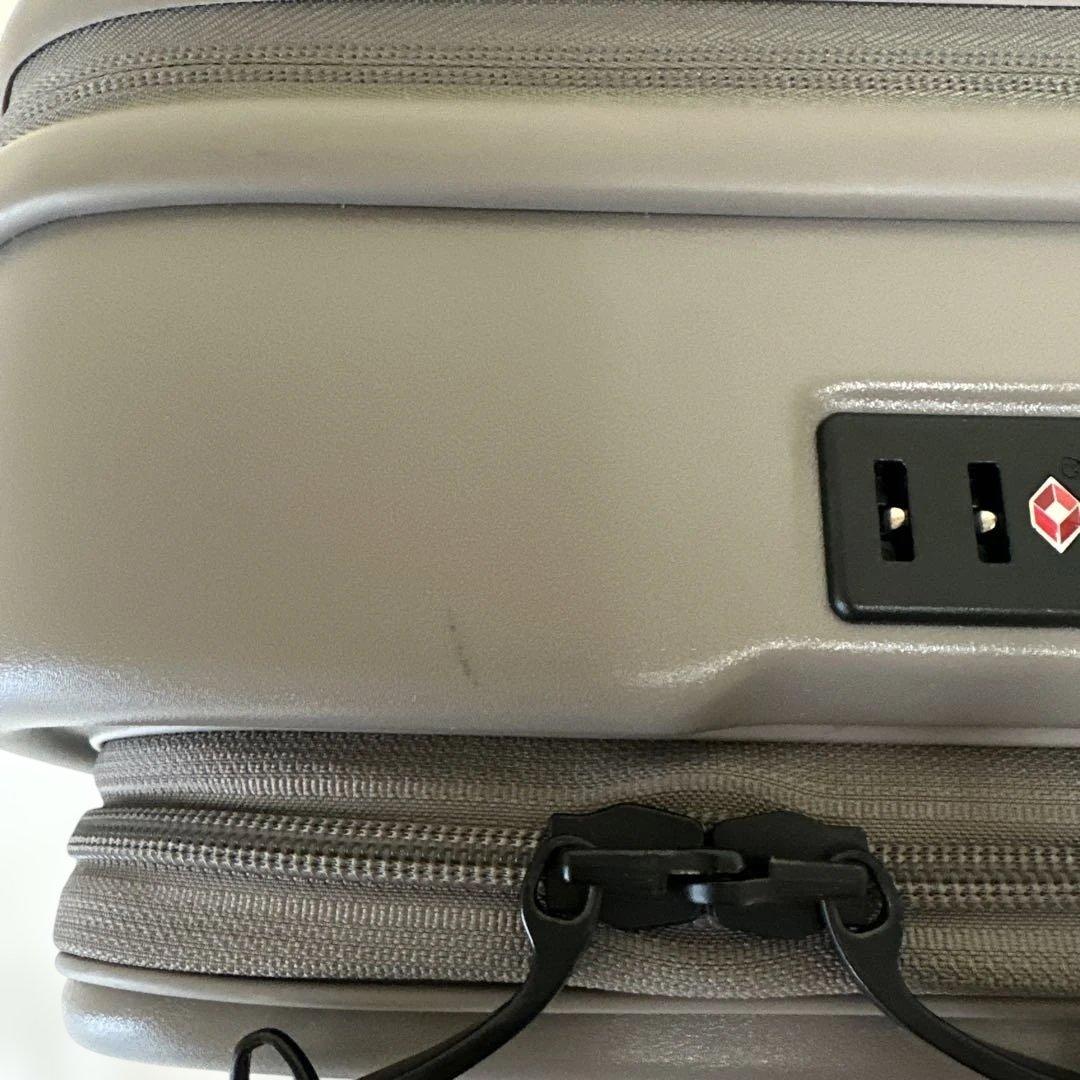 最終値下げ　LOJEL CUBO FIT S ロジェール スーツケース 55L