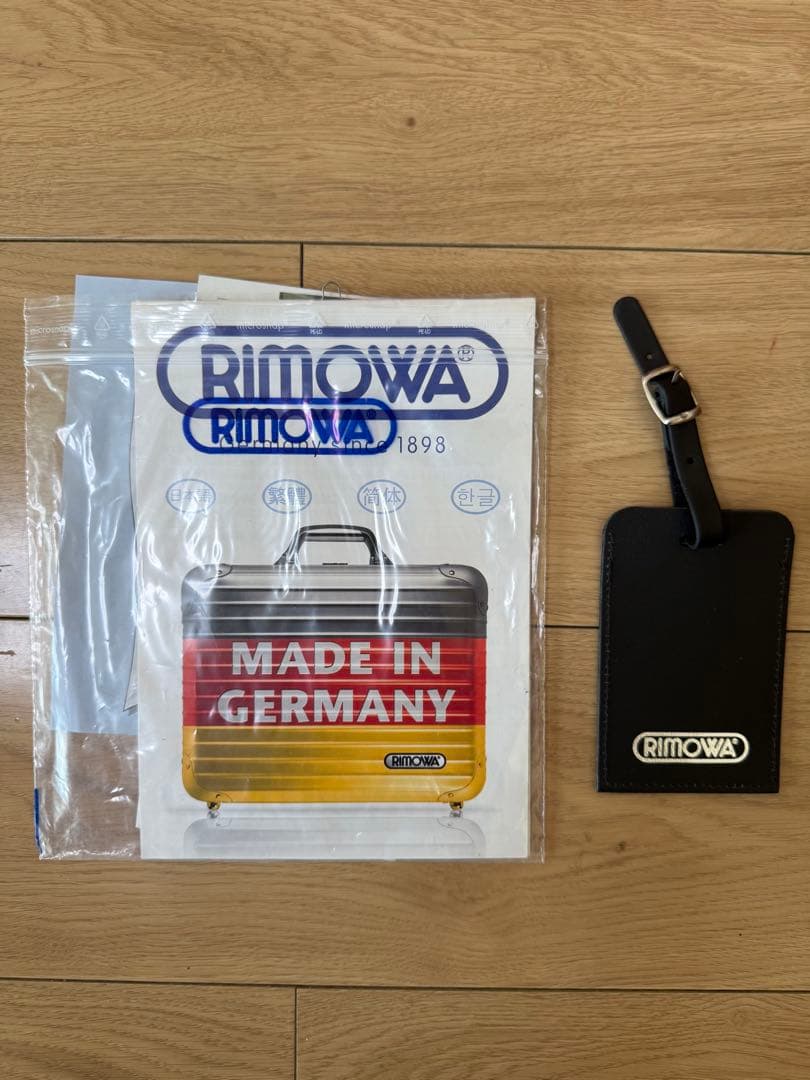 リモワ クラシックフライト 35L 機内持ち込み 2輪