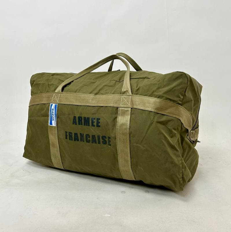 ま*さ様 【希少】フランス軍 AERAZUR パラシュートバッグ 65L 金属製