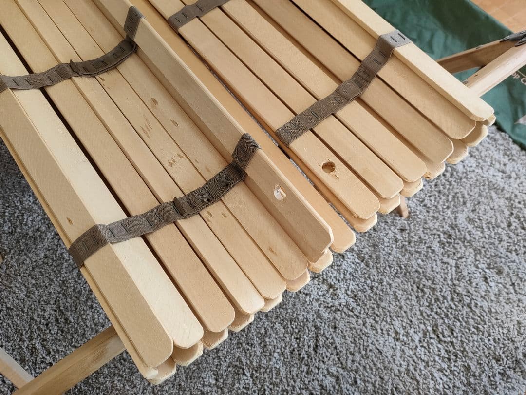 Momuです。　木製キャンプテーブル 収納バッグ付き