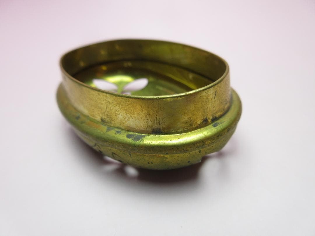 蝶彫刻 火屋 陽刻 花紋 古い 香炉 E90918