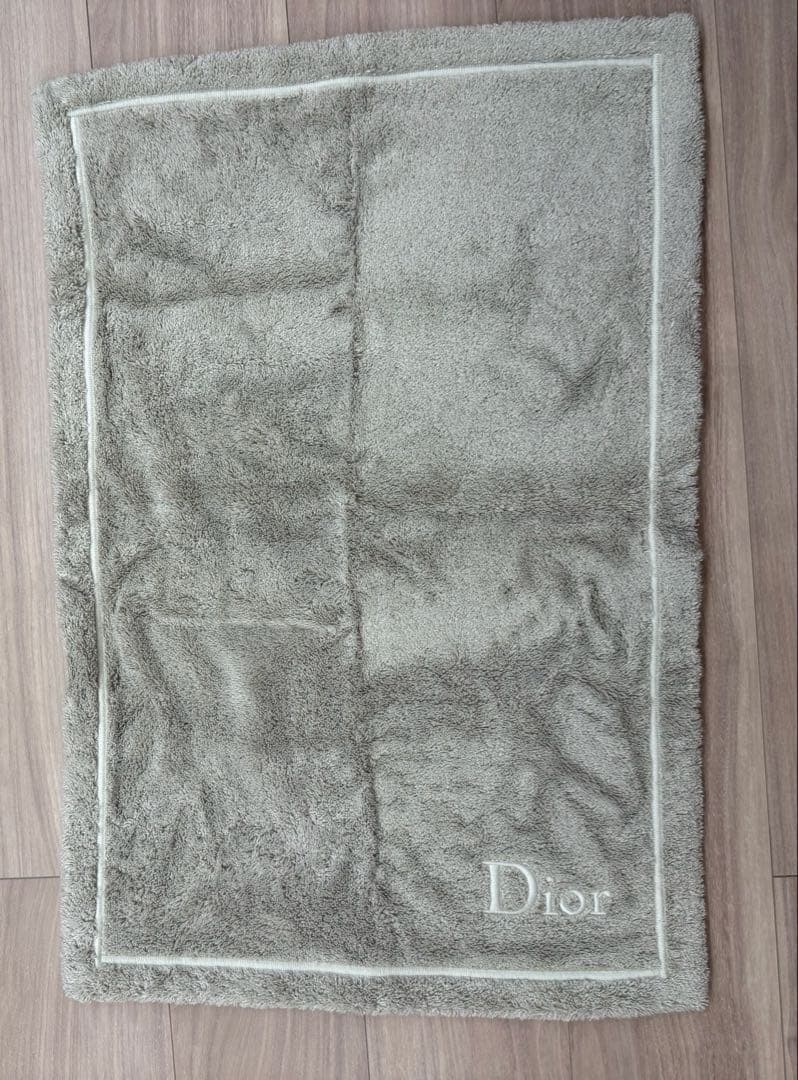 タオル dior