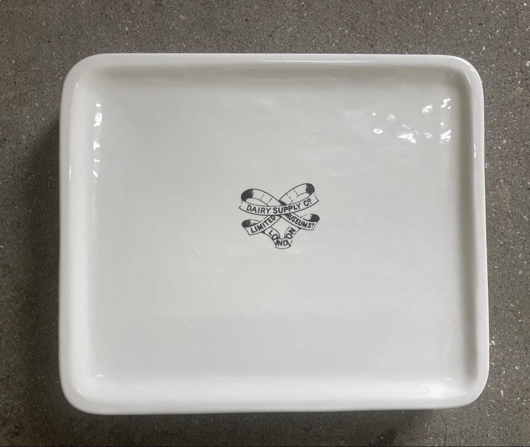 値下げ　イギリス　ビンテージ　PURE BUTTER 陶器製　デッドストック