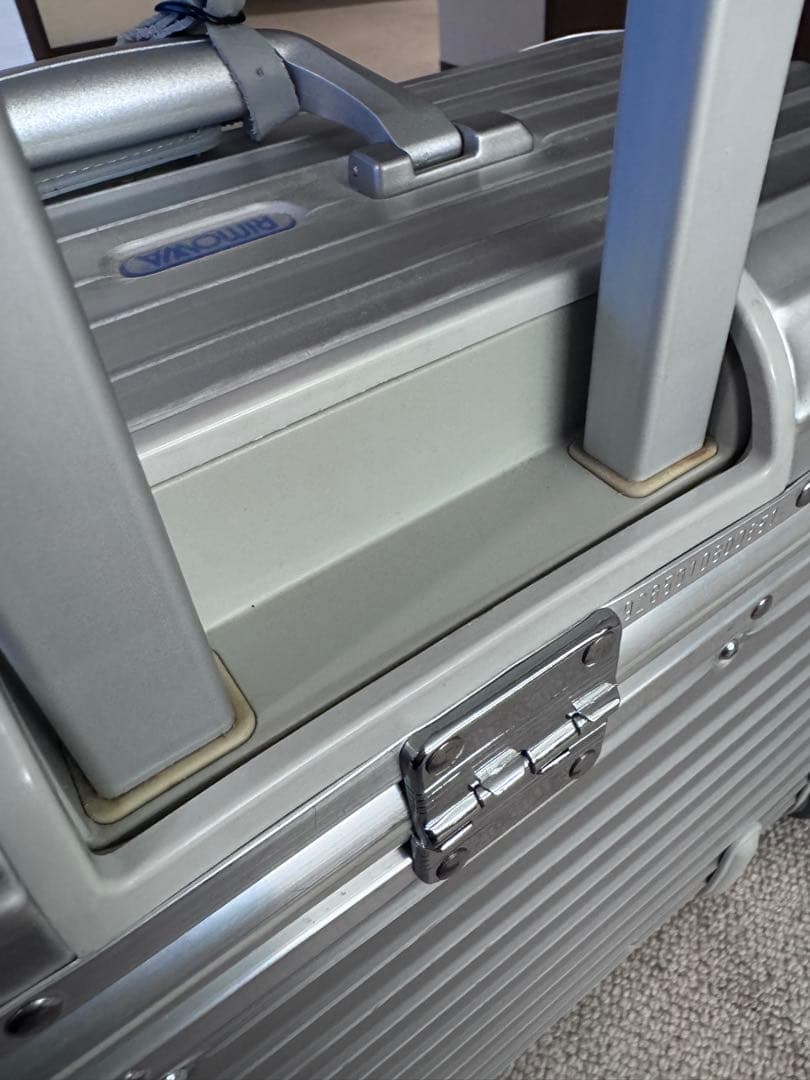 リモア×Audi レア美品トパーズパイロットトロリー 2輪スーツケース