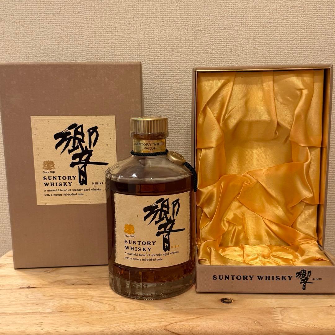 響ゴールドキャップGOLDCAP箱入 希少旧ラベルHIBIKI SUNTORY