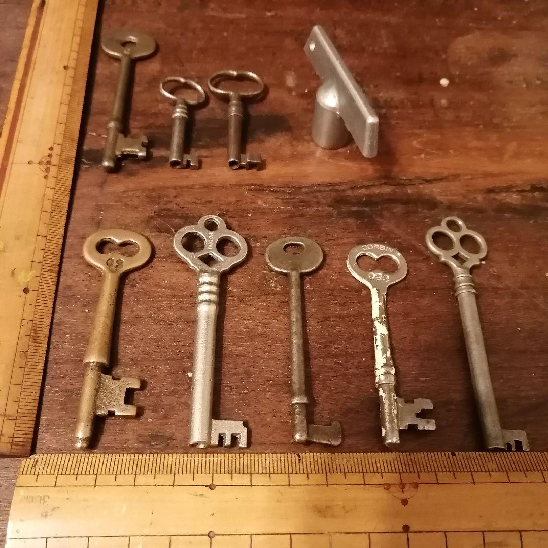 アメリカ製アンティーク キー30本&キーリング&キータグ☆ スケルトン バレル鍵