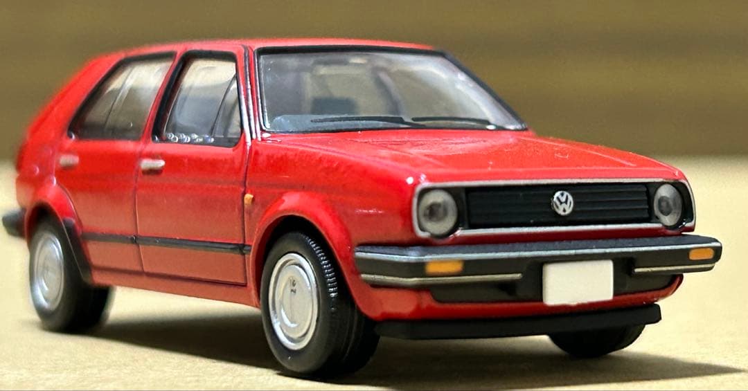 トミカリミテッドヴィンテージネオ フォルクスワーゲン ゴルフⅡ レッド