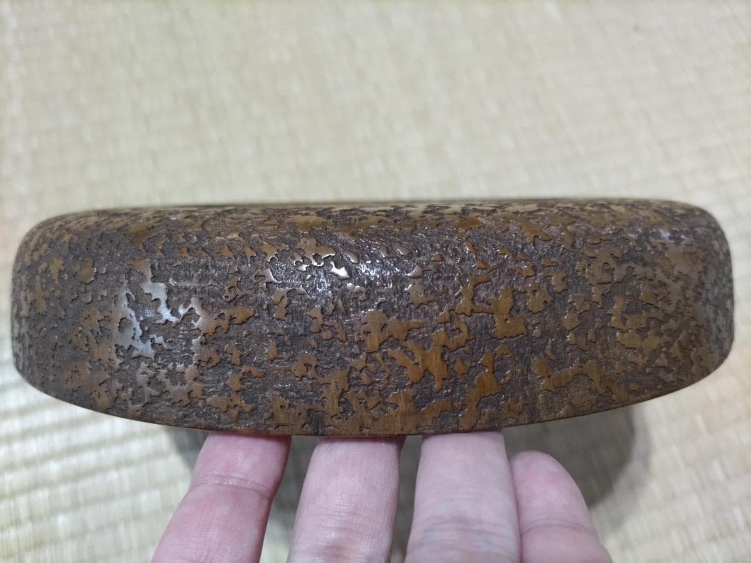 超絶技巧！虫食い模様　丸盆　在銘　中国？