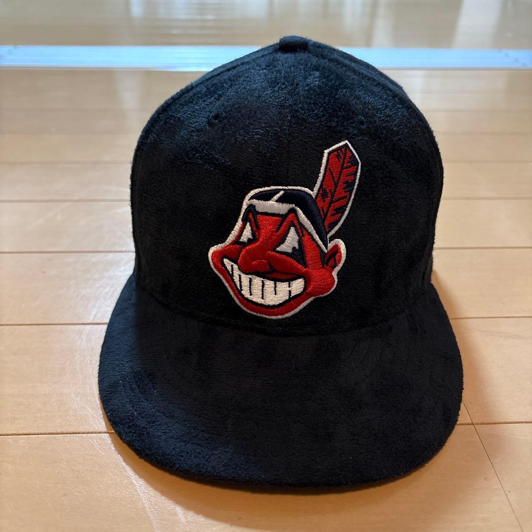 New Era 9FIFTY スナップバックキャップ 黒　インディアンス