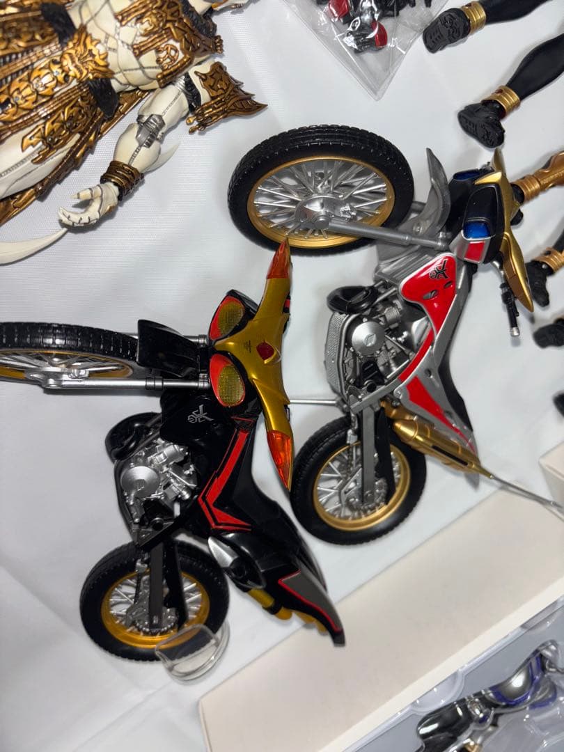 真骨彫 仮面ライダークウガ 7体&トライチェイサー＆ビートチェイサー セット売り