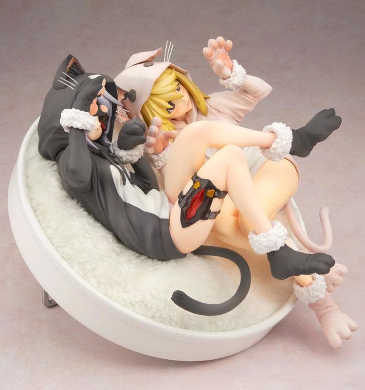 〈インフィニット・ストラトス〉 ラウラ＆シャル ネコミミパジャマ