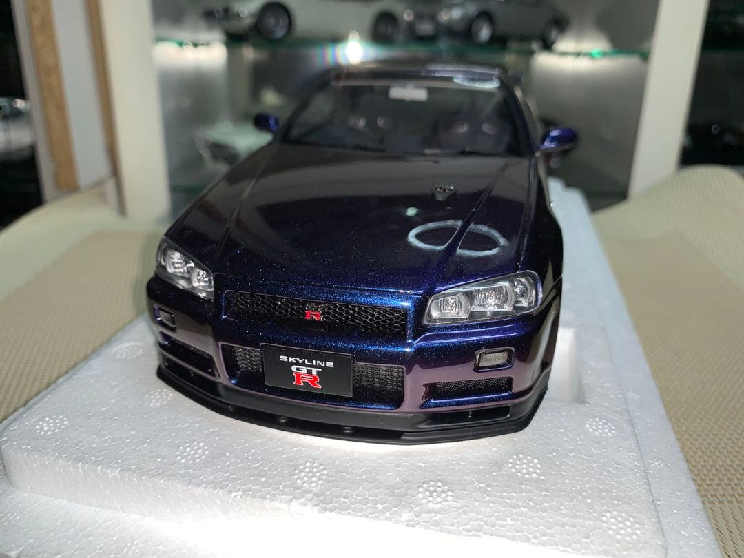 オートアート 1/18 スカイラインGT-R VスペックII