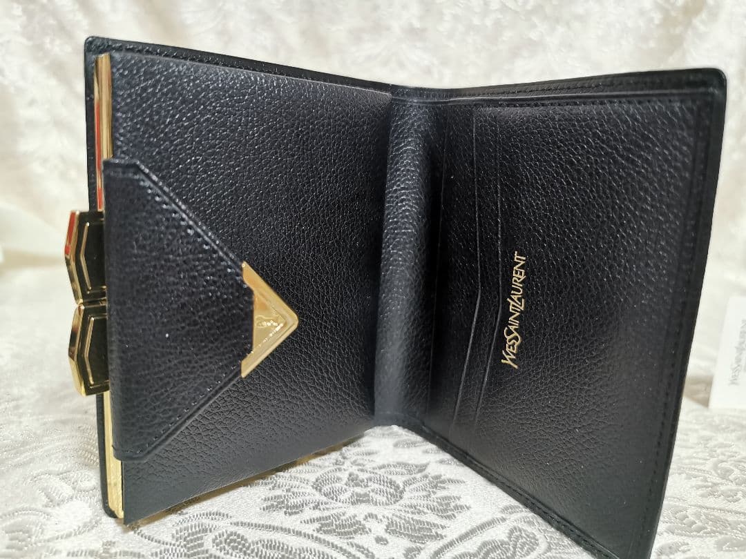 未使用　イブサンローラン ガマ口 二つ折り財布