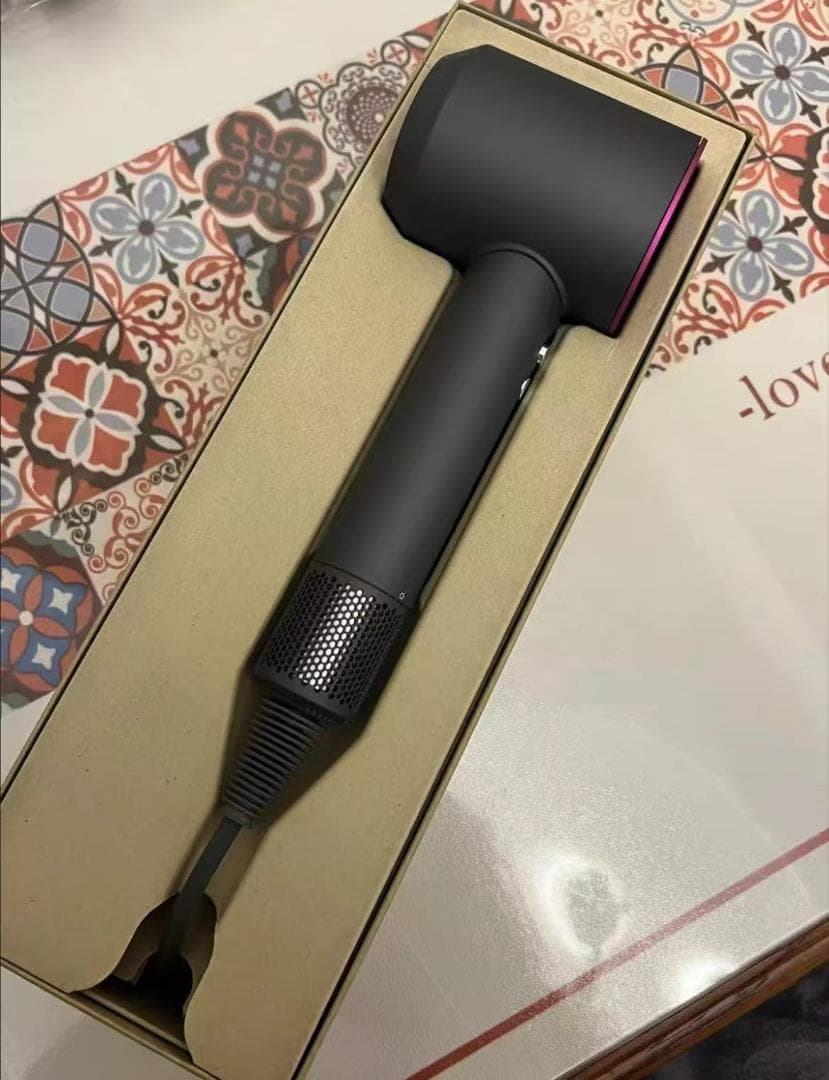 Dyson Supersonic Ionic ヘアドライヤー HD15型