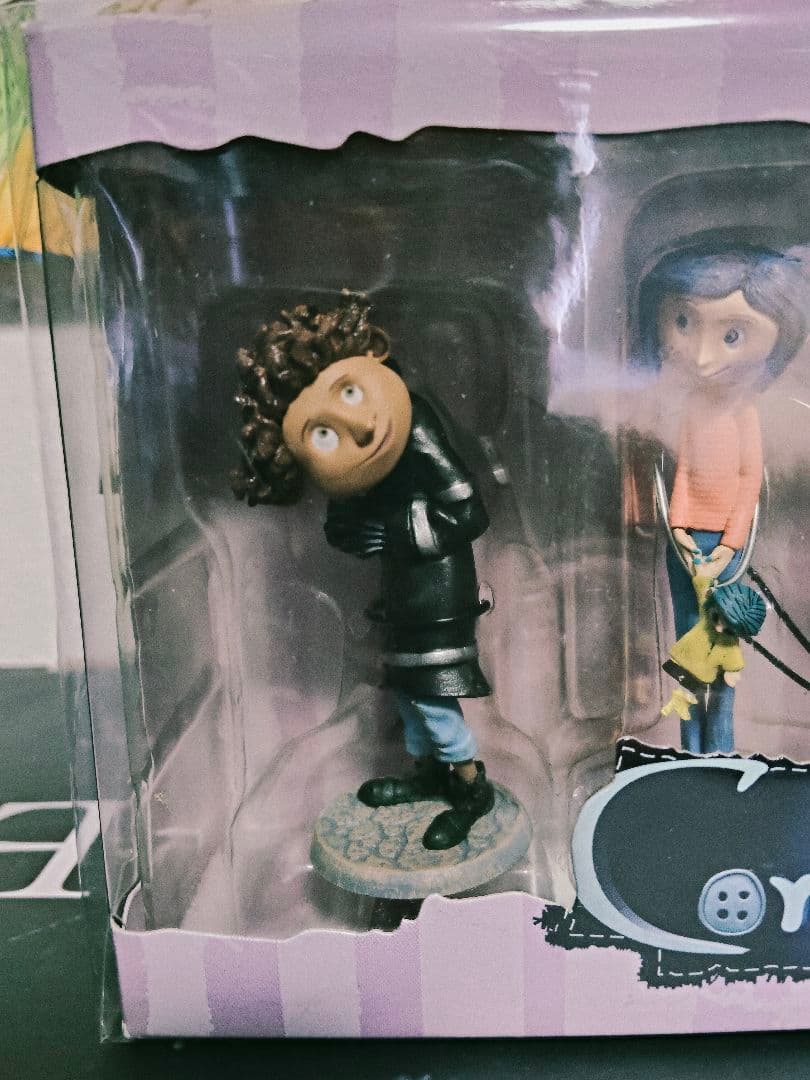 【激レア】コララインとボタンの魔女