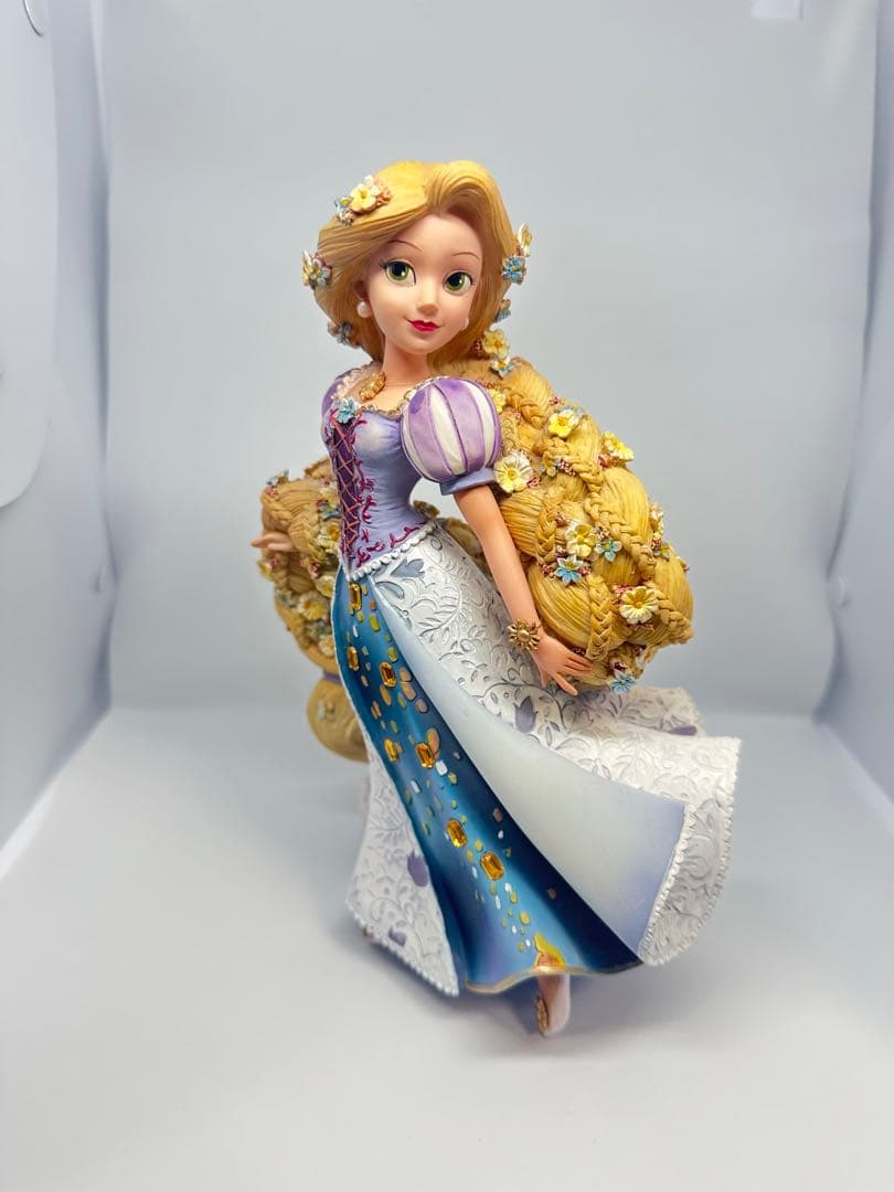 ラプンツェル　enesco フィギュア