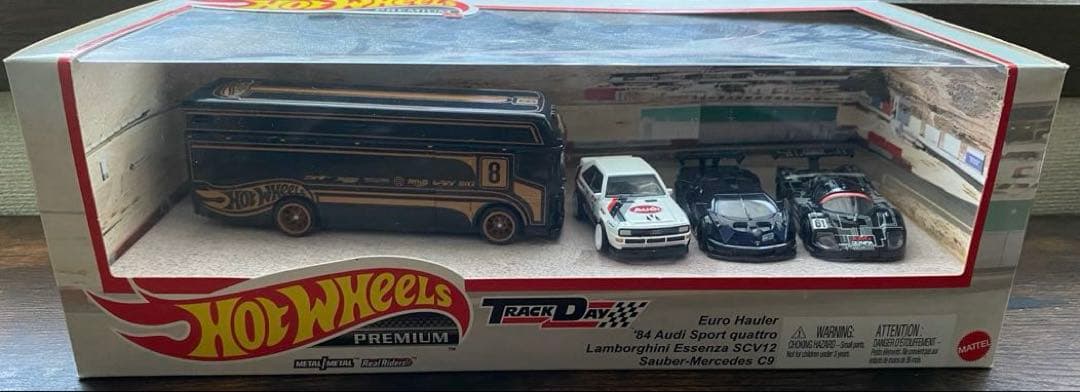 2023年　4台セット Track Day ホットウィール Hot Wheels