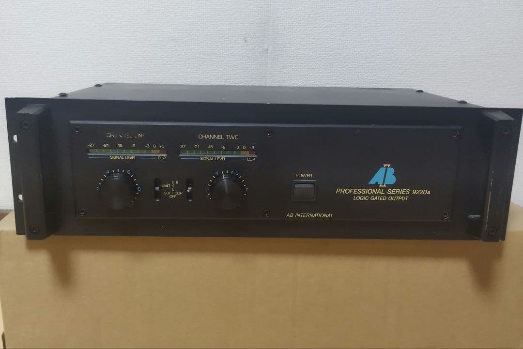 パワーアンプ AB PROFESSIONAL SERIES 9220A.