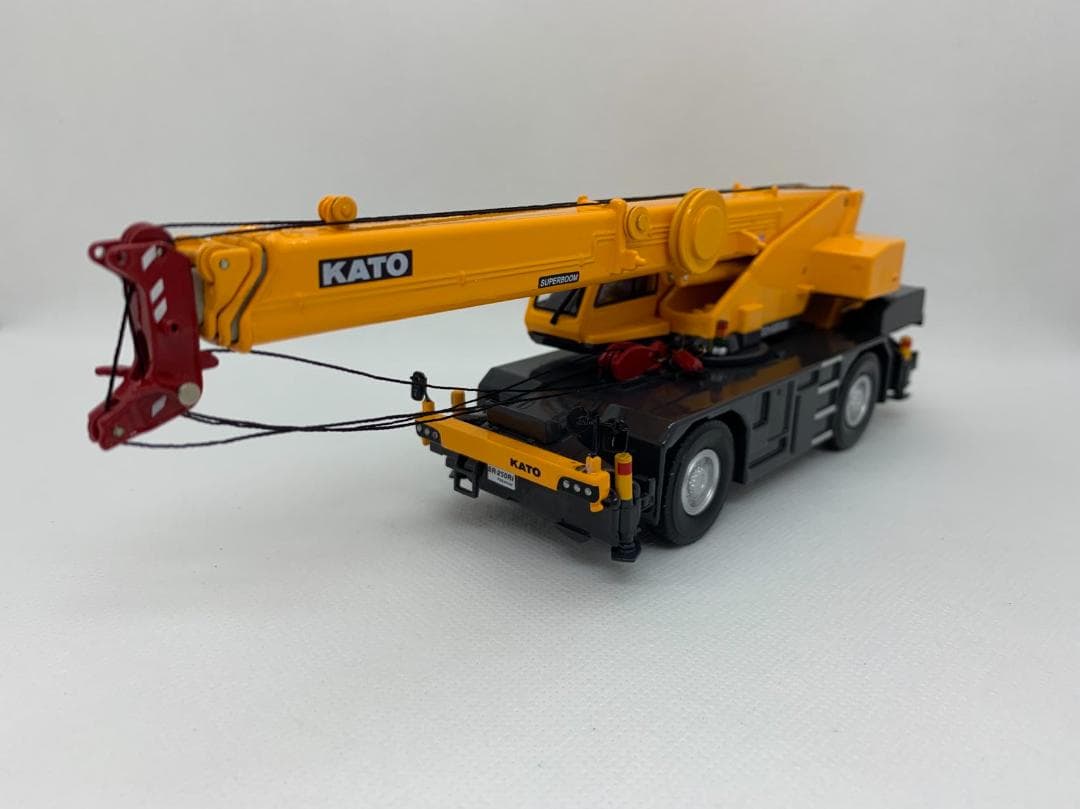 33R-012 1/50 加藤 クレーン車 SR-250Ri ROUGHTER